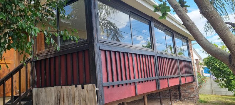 3 Bedroom Property for Sale in Fraaiuitsig Western Cape